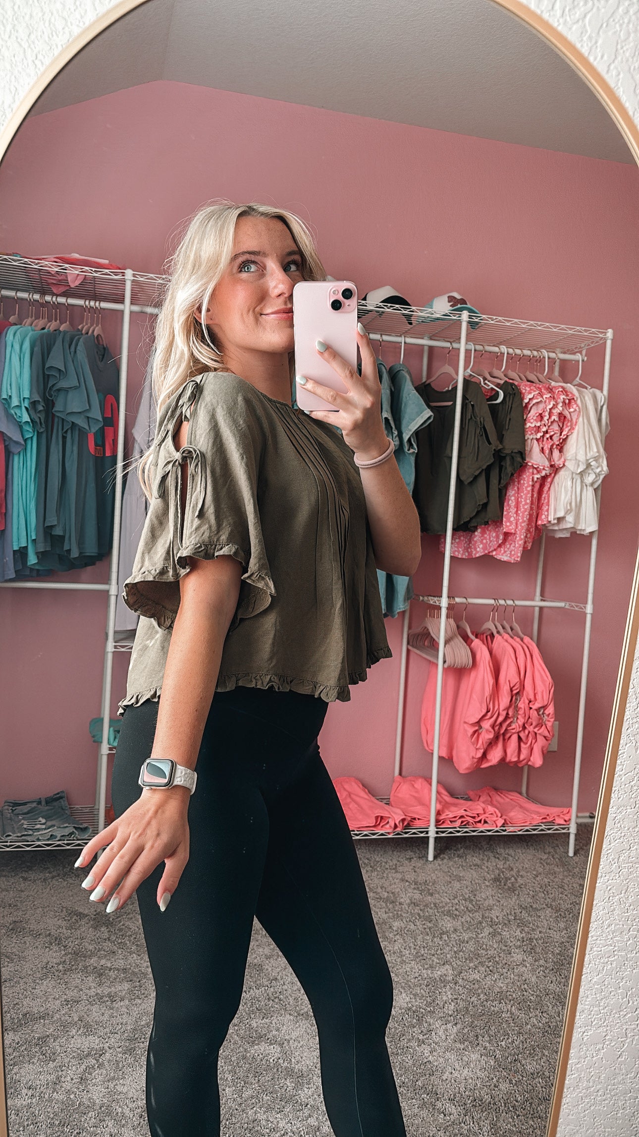 Sweet pea top