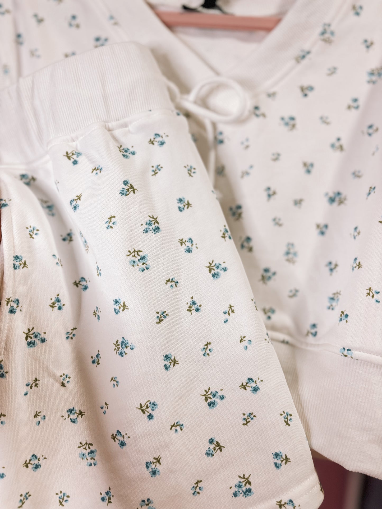 Active girl floral set